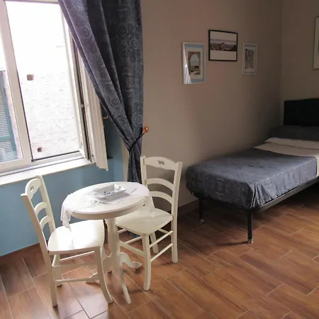 Nocleg ze śniadaniem Speranzella 3*
