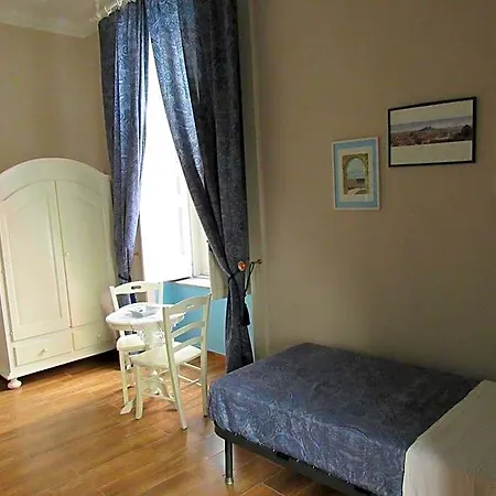 Frühstückspension Speranzella 4*