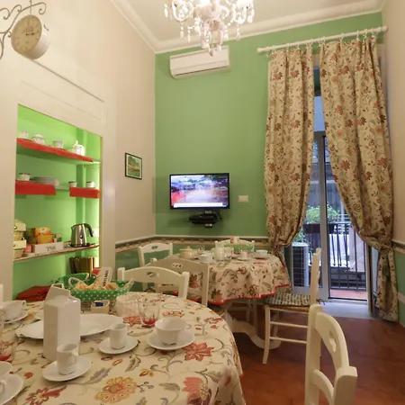 Couette-café Speranzella Naples